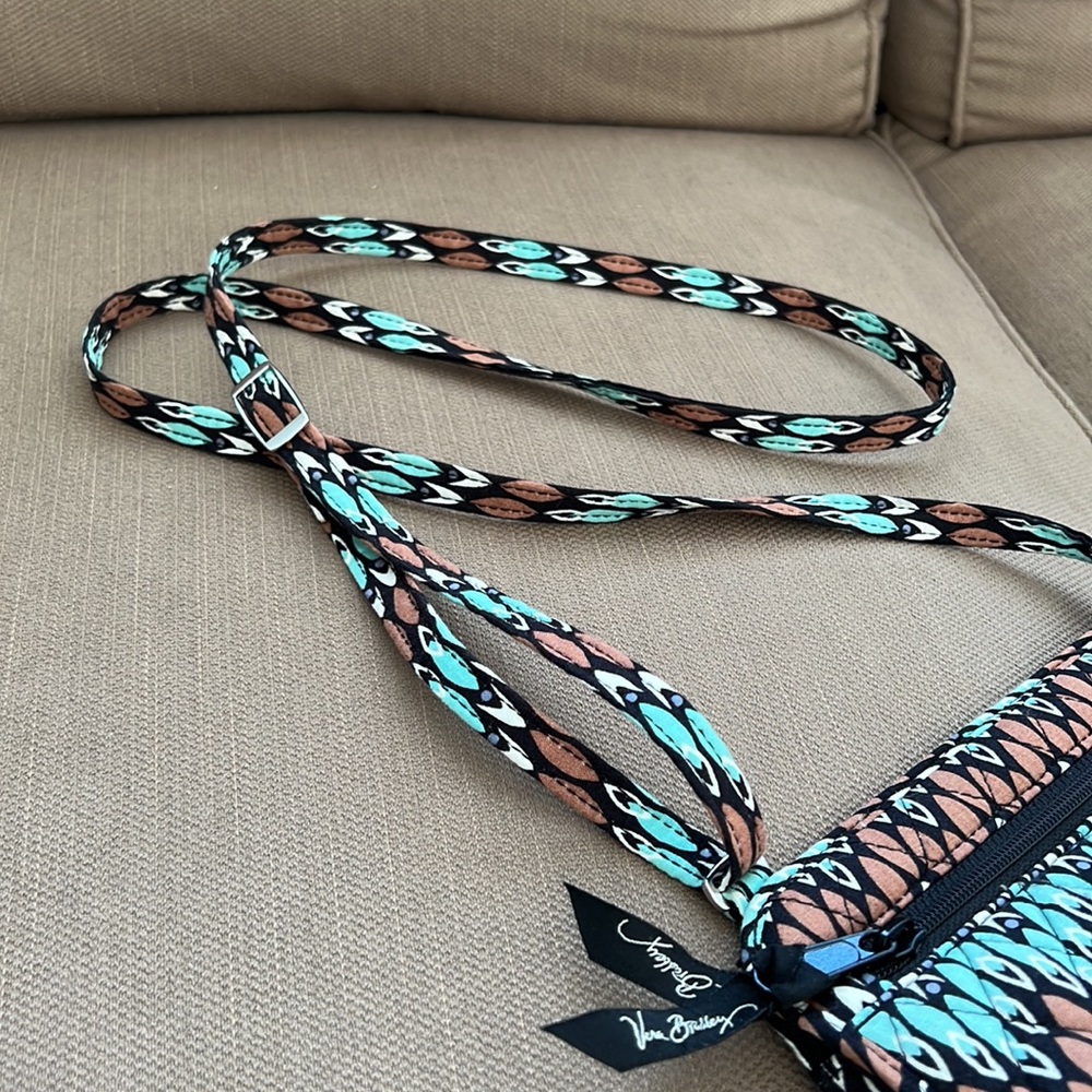Vera Bradley purse - Picture 6 of 6